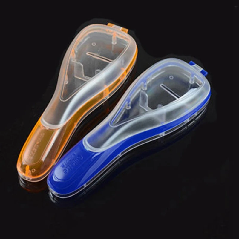 

New 1 Pc Practical Portable Men's Razor Blades Holder Box Shaver Holder Boxes Case for Travel Blue Orange Color