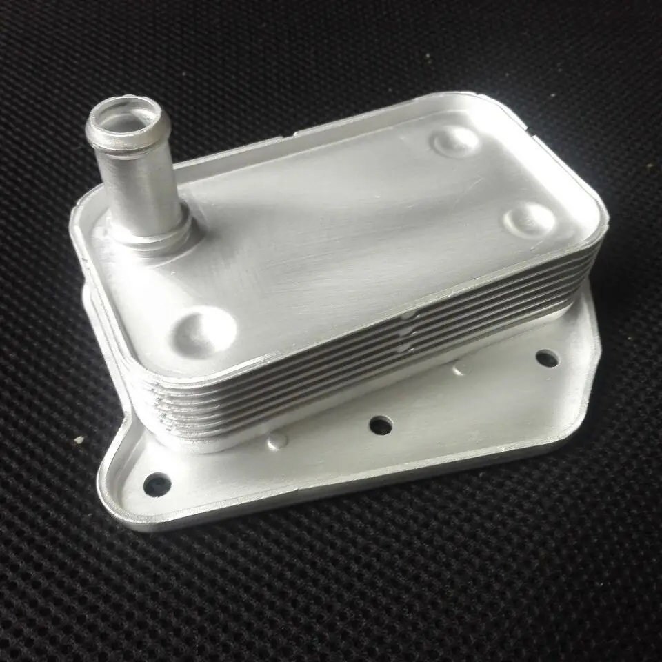 ^*Best Offers New Engine Oil Cooler For Mercedes Benz C200 Sprinter 2500 3500 2.0L 6131880201