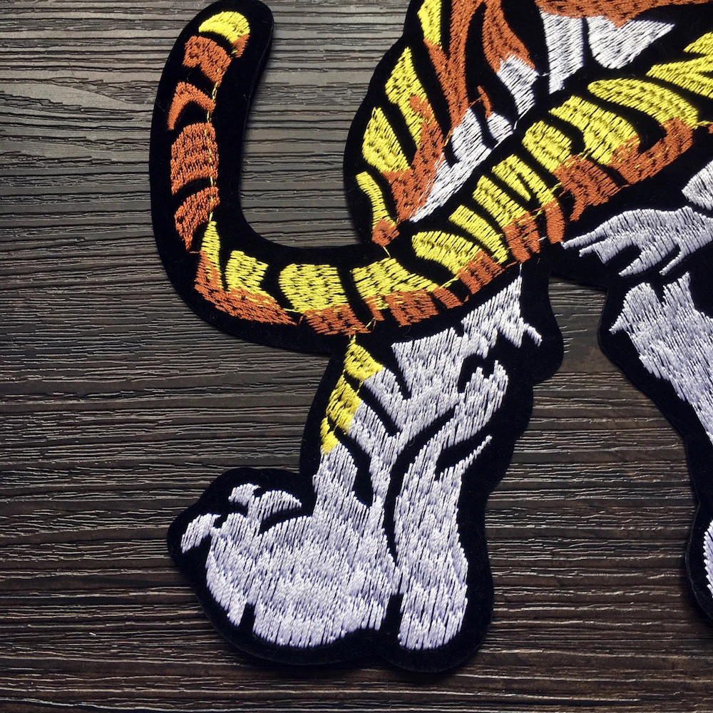 1Pcs-Cool-Big-Tiger-Embroidered-Patch-Applique-Iron-on-Applique-Patches-for-Clothes-DIY-Fashion-Clothes (4)