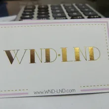 Высококачественная Золотая фольга логотип горячего тиснения бумажная визитная карточка печать на белая бумажная карточка