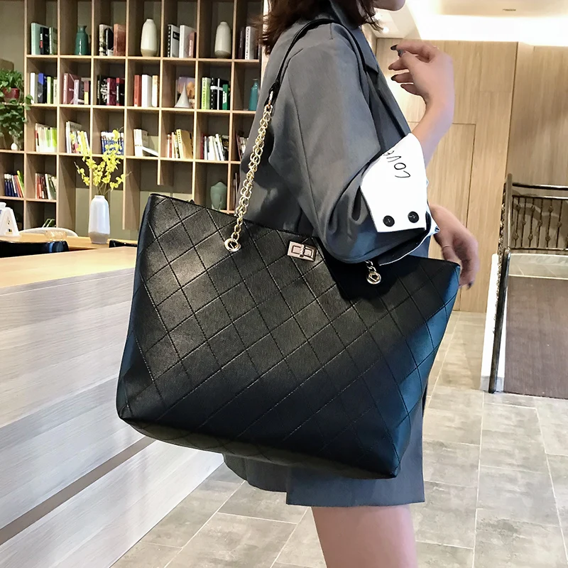 MFAN2977