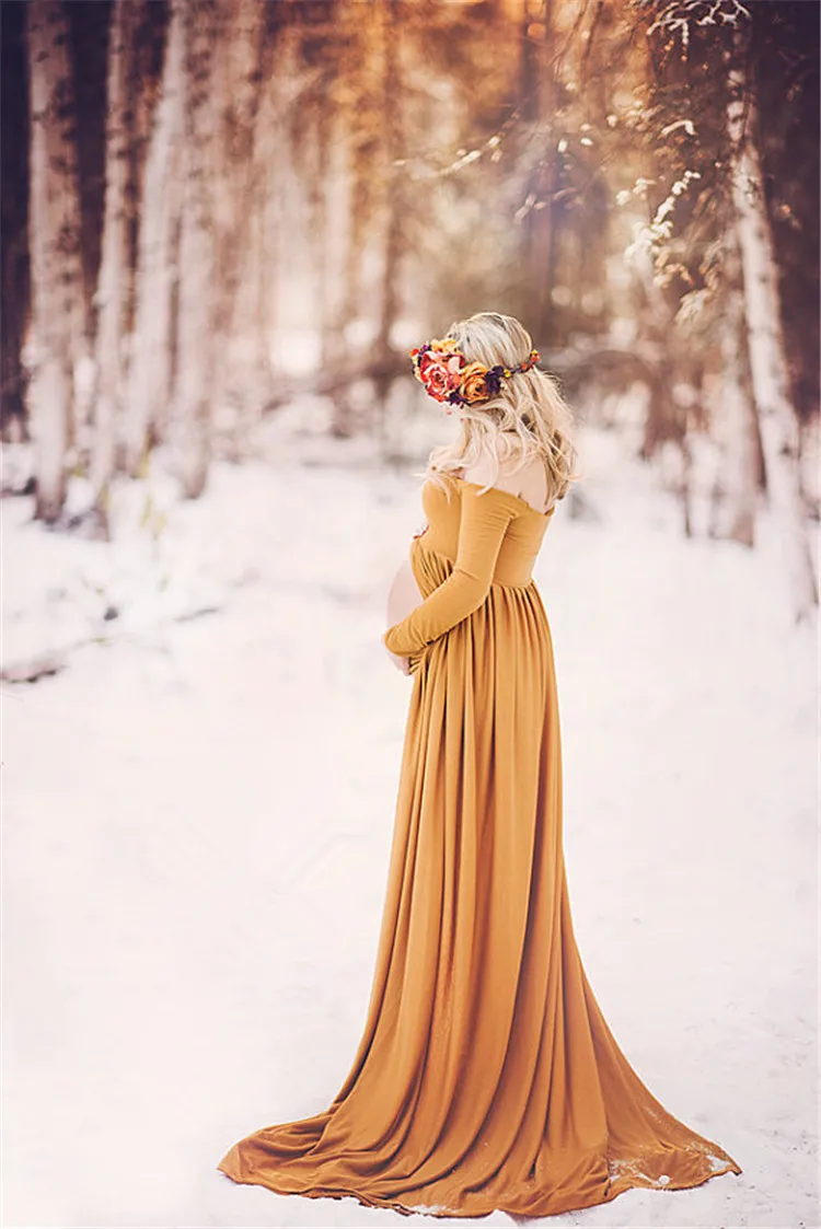 maternity photoshoot clothes ideas