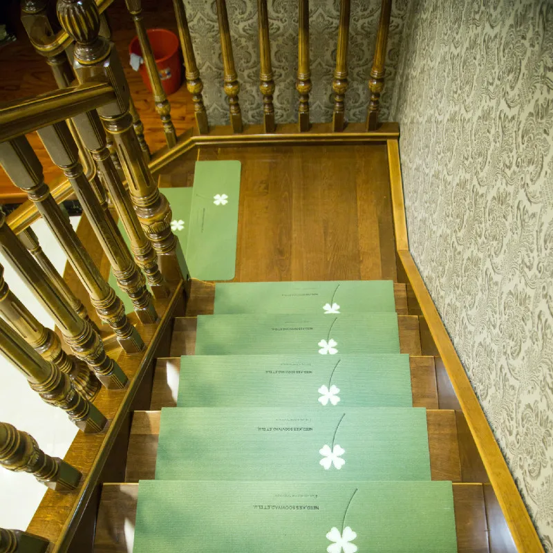 Dedicated to stair pedal pad staircase sticker carpet glue free self-adhesive PVC anti-skid pad repeated washing Dedicated to stair pedal pad staircase sticker carpet glue free self-adhesive PVC anti-skid pad repeated washing