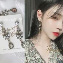 Retro Rock Makes Carved Hollow Baroque rhinestone earrings full drill earrings women indian jewelry Retro Rock Makes Carved Hollow Baroque rhinestone earrings full drill earrings women indian jewelry