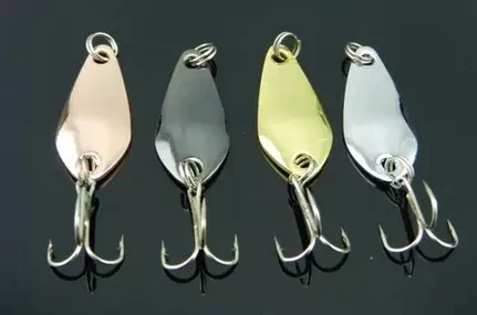 #236 Free shipping 35mm 4g 3 Color Fishing Lure Paillette Tackle Treble Hook Bait With Simulation of Metal Lures power bait | Спорт и