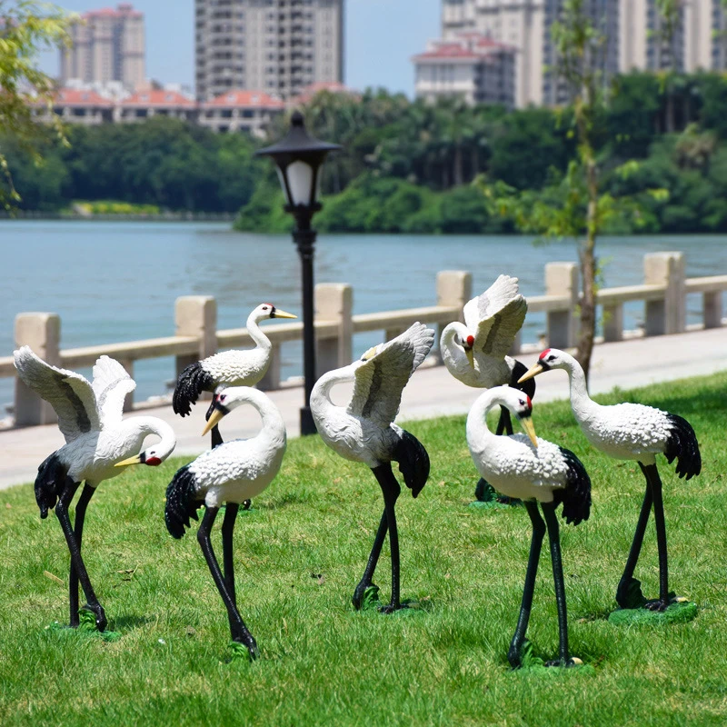 Imitation Red Crowned Cranes resin Garden Sculpture resin Garden Art, Outdoor Lawn, Patio Decor