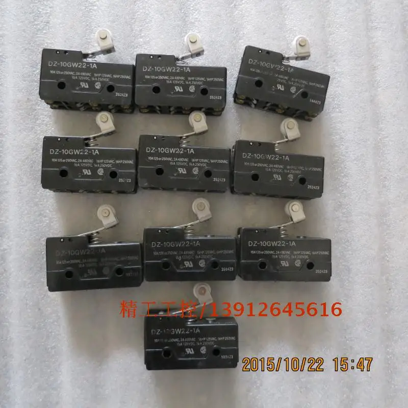 

[SA] OMRON new original micro switch DZ-10GW22-1A spot physical map --5PCS/LOT