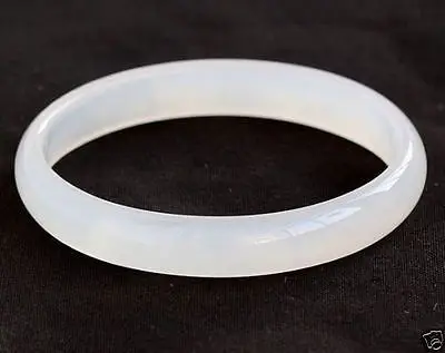 

Free Shipping >> Natural jade bracelet ring space diameter opening