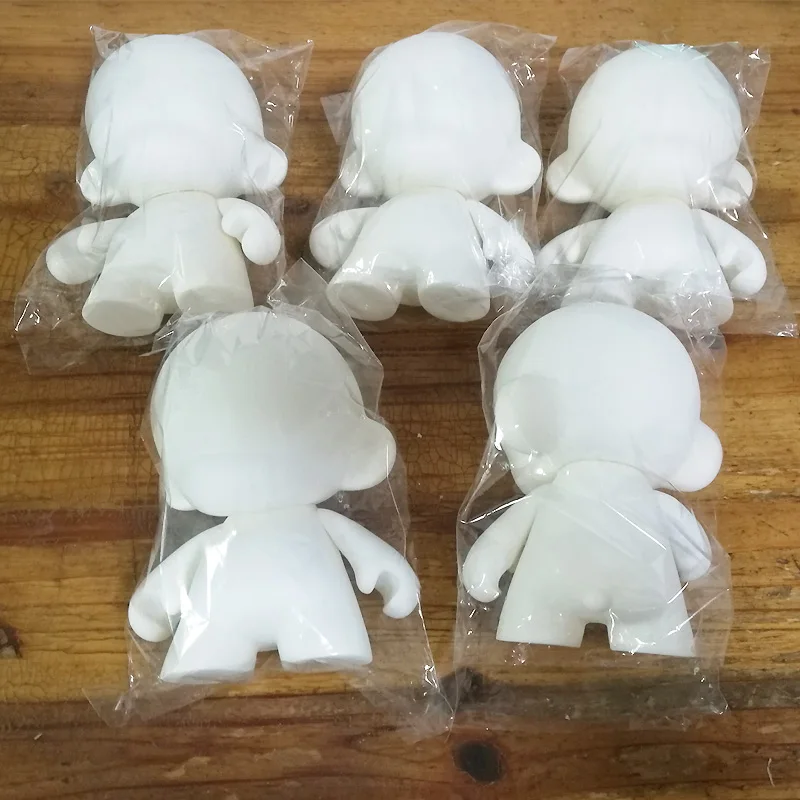 5pcs/set 6.5 inch Kidrobot Blank White DIY Mini Vinyl PVC Kid Doll Toy Figure Unpainted Doll Munny World Doll Toy2R 16cm H 5pcs/set 6.5 inch Kidrobot Blank White DIY Mini Vinyl PVC Kid Doll Toy Figure Unpainted Doll Munny World Doll Toy2R 16cm H