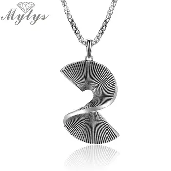 

Mytys Vintage Metal Punk Necklace for Women Geometric Design Twisted Pendant Necklace Popcorn Chain Fashion Accessory CN383