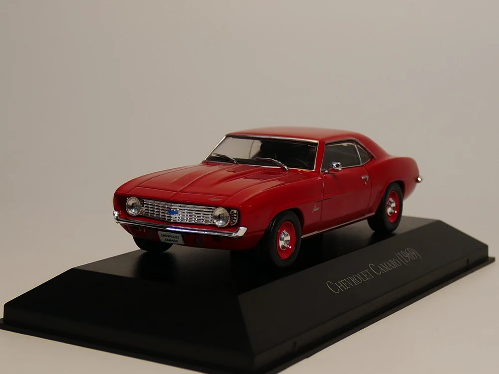 Ixo 1:43 Chevrolet Camaro 1969 литая модель автомобиля