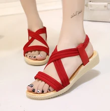 Mode d’été Chaussures Talon Plat Bascule Gladiateur Bref Chevrons Flip-flop Sandales Plates Femmes Chaussures de m345