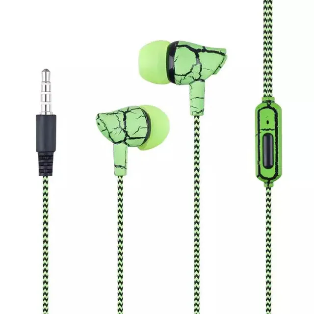 09 Sport Earphone 3.5mm Wired Headset Super Bass Crack