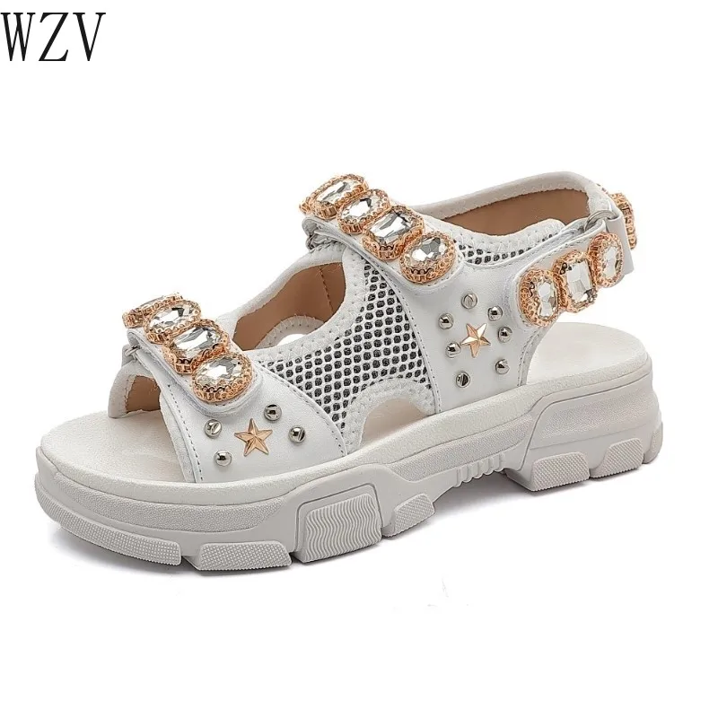 

New Summer 2019 Luxury Rhinestone Designer Women Sandals Band Flat Sandals Ladies Gladiator Casual Sandal Shoes Zapatos Mujer