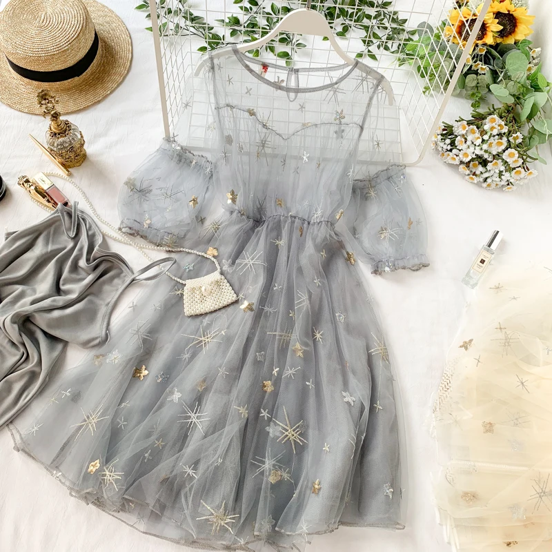 

2019 autumn New women's o-neck lantern sleeve star sequins mesh Fairy dress female Embroidered gauze puff dresses two piece sets