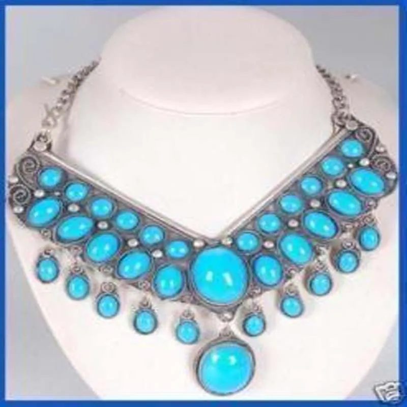 

New Butterfly shaped necklace with exquisite local features-CVUI