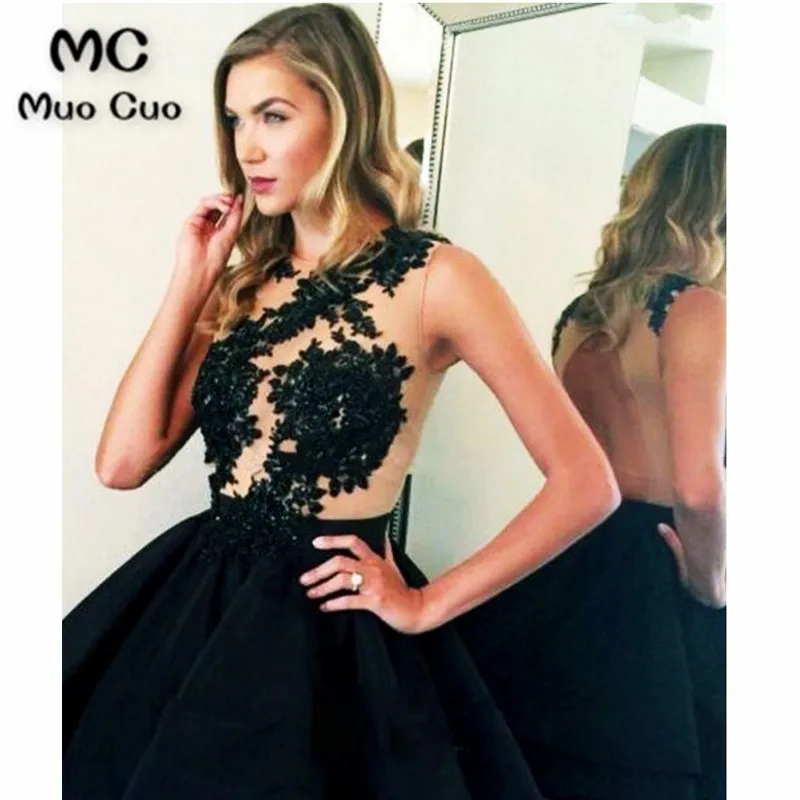 Sexy Backless Black Oraganza Short Homecoming Dresses with Applique