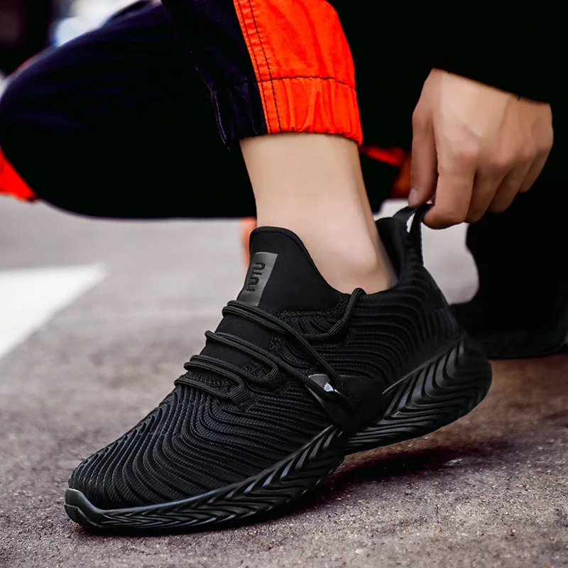 

2019 summer new large size men's shoes fly woven breathable mesh sports shoes fashion wild casual tide shoes 39-46
