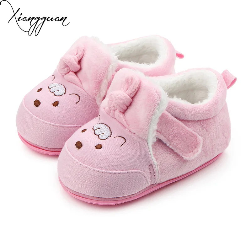 infant girl walking shoes