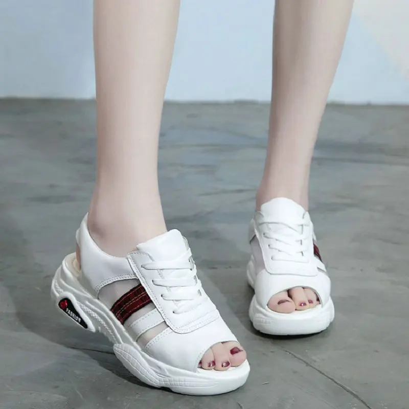 

2019 Korean version of the tide wild summer muffin thick bottom fish mouth sports sandals women's belt with breathable hollow sa