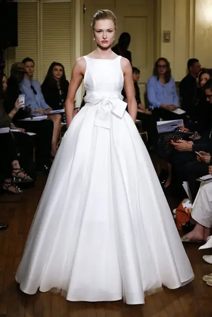2017 Silk Wedding Dresses Simple Gowns Fashion Bridal 2017 Silk Wedding Dresses Simple Gowns Fashion Bridal High Quality Celebrity Y