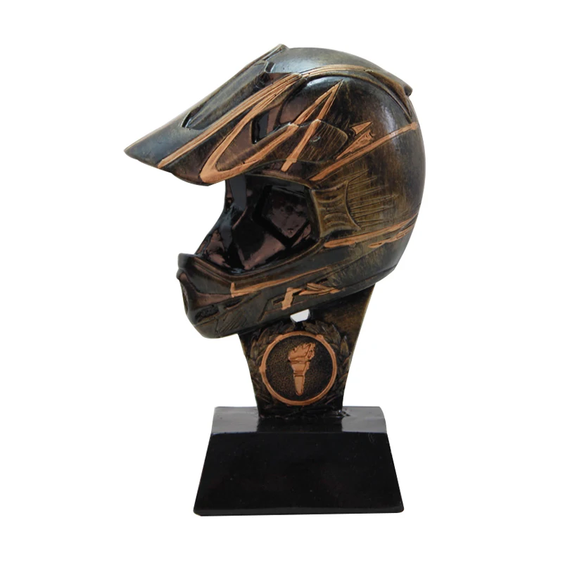 

European Retro Motorcycle Hand Commemorative Cup Resin Crafts Helmet Creative Sports Trophy Home Decoration Accessories Vintage