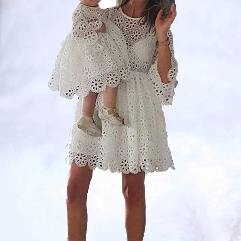 Одинаковые наряды для семьи белое кружевное платье женщин платья mommy and me модное