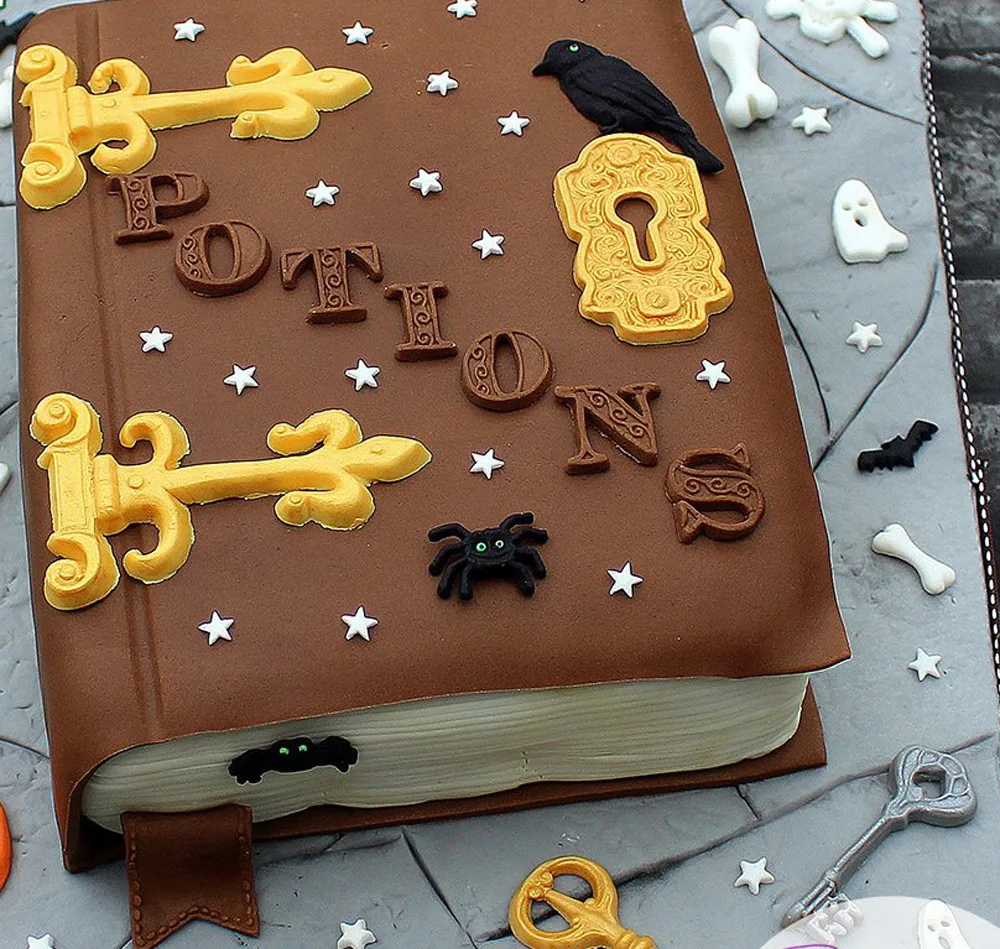 The-Cupcake-Range_Potions-Book