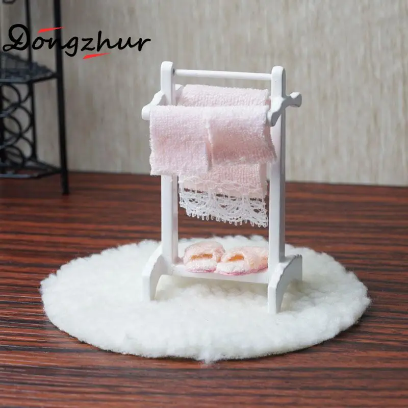 

Doll House Accessories Towel Rack+white Blanket Child Puzzle Handmade Doll Toy House Accessories Dollhouse Miniature 1:12 WJ1748
