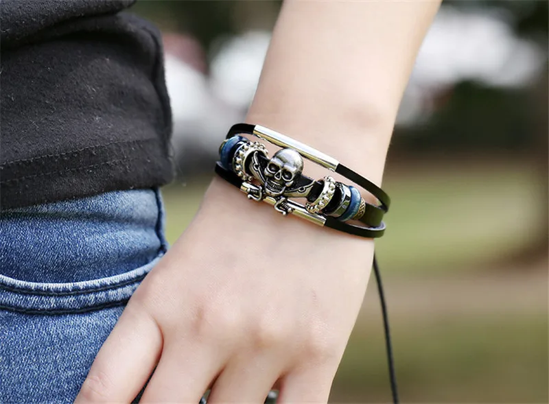 2037248003_2118088041