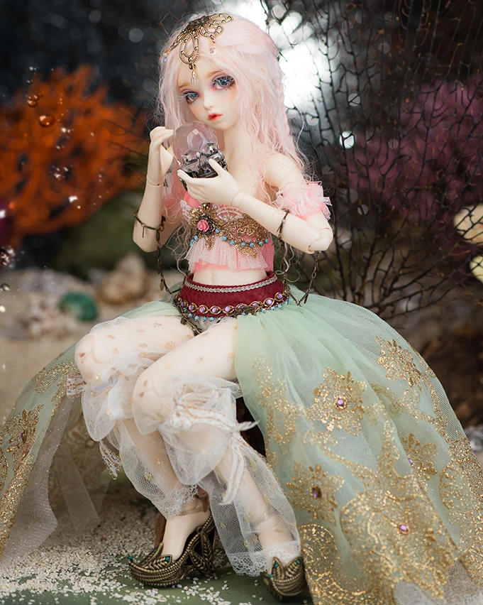1/4 scale nude BJD girl MSD Joint doll Resin figure model toy gift,not include clothes,shoes,wig and other accessories D2107