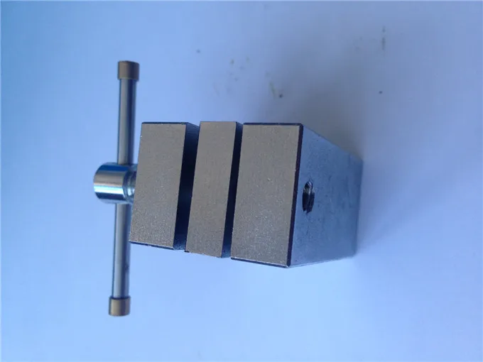 F42248305C22F0329C74250495849804