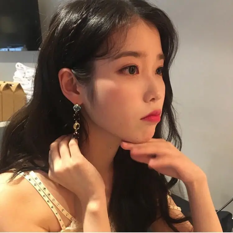 2019 hot fashion jewelry luxury color crystal earrings wedding party earrings for Girls gift for woman