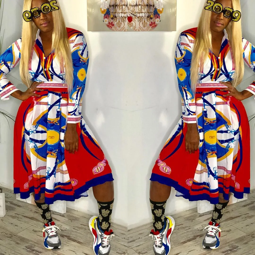 

2019 European and American fashion new women's personalized positioning printed long-sleeved dress