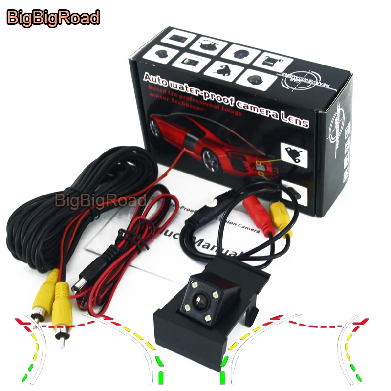 

BigBigRoad Car Intelligent Dynamic Track Rear View Camera Backup Reversing Camera Night Vision For Nissan NV200 Night Vision