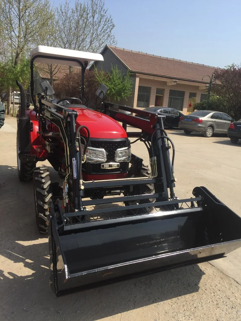 tactor with front end loader bucket (2)
