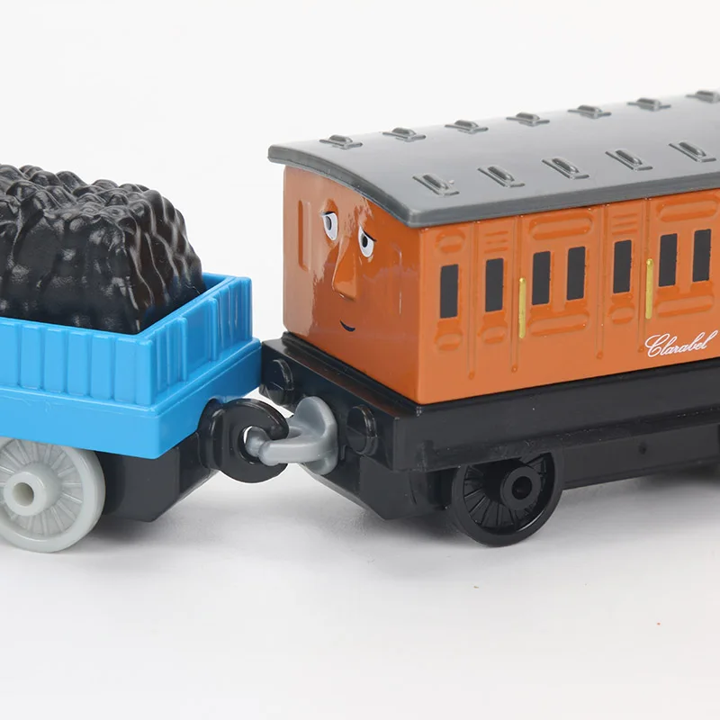 4pcs/box Thomas& Friends Collectible Wooden Railway Train Annie Clarabel Passenger Pick-up Crew Die Cast Trains Engines DGB79