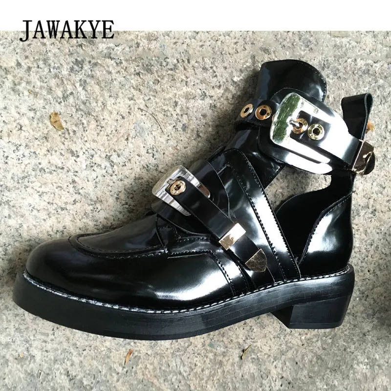 

2018 Punk Style Runway Motorcycle Boots Woman Round Toe Metal Buckle Rivet Real Leather Summer Boots Women Ankle Boots