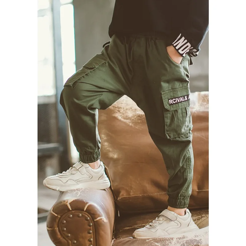 ActhInK/Новое поступление Дети Весна брюки-карго для мальчиков военные брюки-карго для мальчиков Армейский зеленый карандаш брюки с литерным принтом; брюки для мальчиков