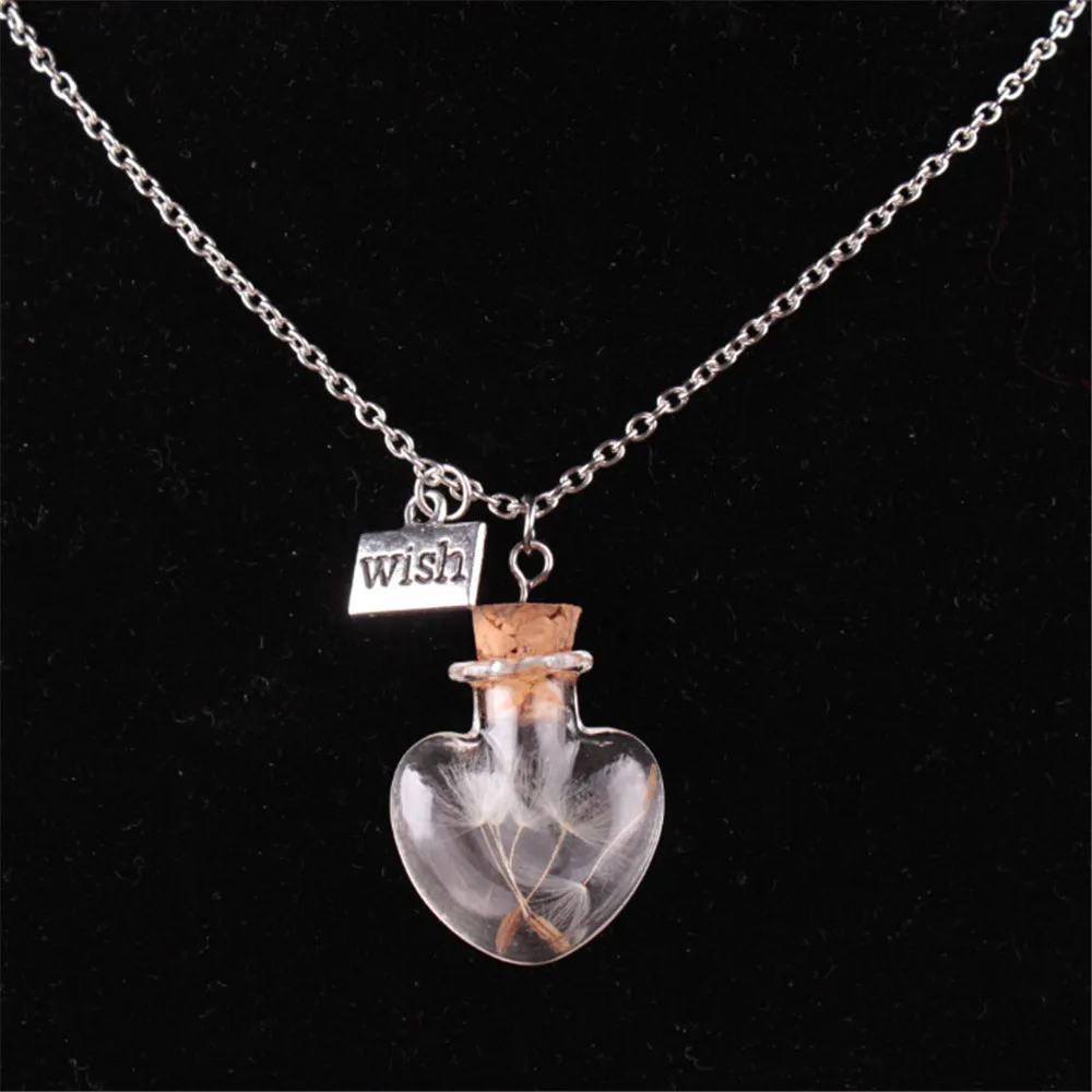 

New Fashion Heart Glass Wishing Bottle Pendant Dandelion Seed Necklace Fashion Female Friend Dried Flower Necklace Wholesale