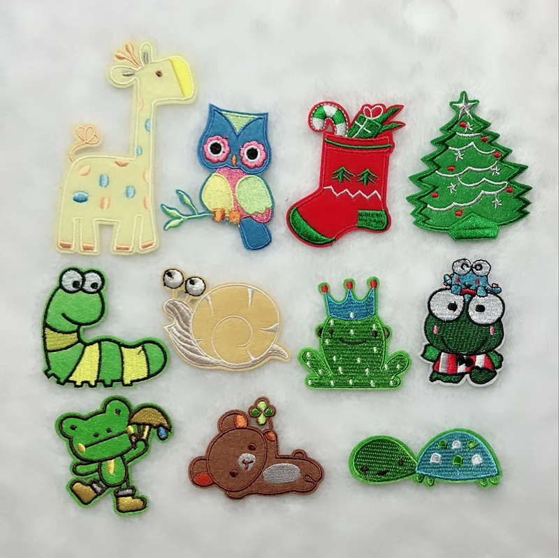 

PGY 1PCS Cartoon Lovely Animal Frog Christmas Tree Group Combine Embroidery Owl Decoration children Clothes Shoes Giraffe Patch