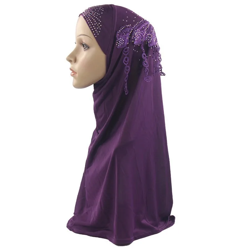 Мусульманский женский хиджаб для девочки, исламский шарф, Женский цельный головной убор Amira с красивым бриллиантом и кисточками - Цвет: Purple