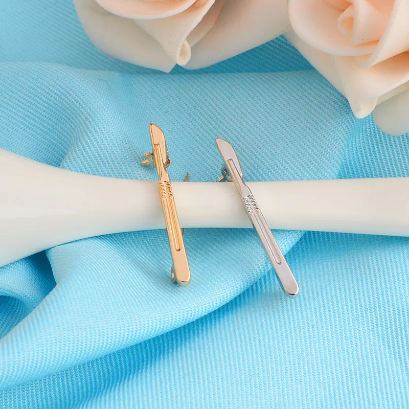 2019 Surgery Scalpel Brooch pins Gold Silver pin for Doctor Nurse