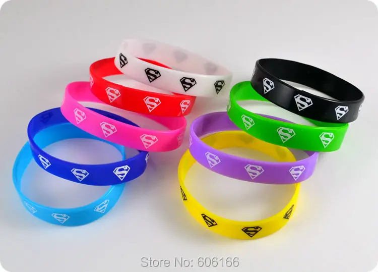 

NEW 50x Superman Silicone Bracelet Mix Colors cartoon wristband Fashion jewelry cosplay costume accessories Children Party Gift