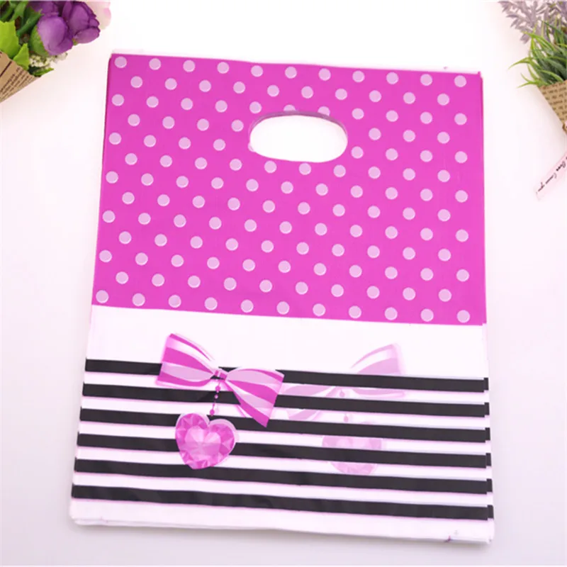 

100pcs/lot 20*25cm Pink Gift Packaging Bags With Sweet Heart Plastic Shopping Bags With Polka Dot