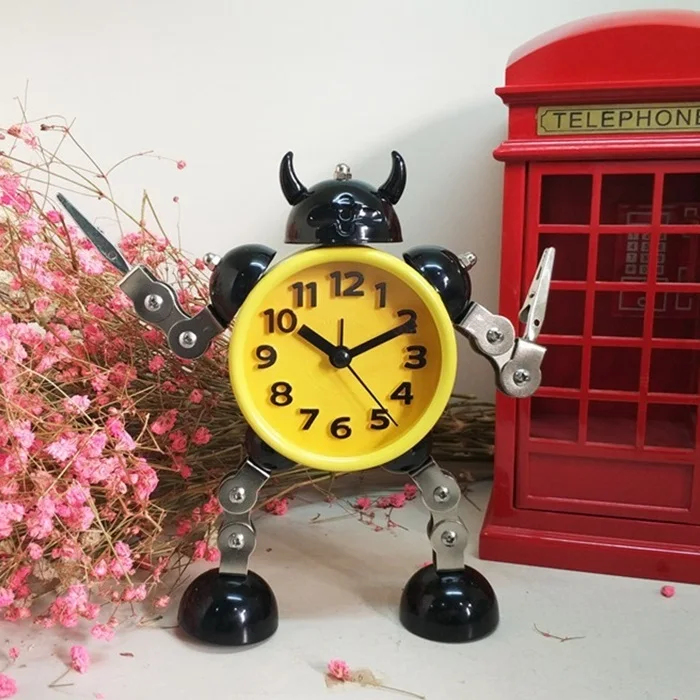 Creative Kids Alarm Metal Robot Clock Cartoon Anime Table Desktop Clock Alarm Watch Children Christmas Gift - Цвет: Yellow