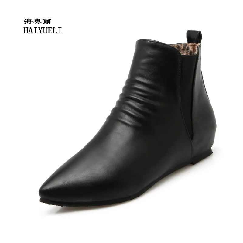 

The New Autumn Winter Boots Pointed Flats Boots Ankle Boots