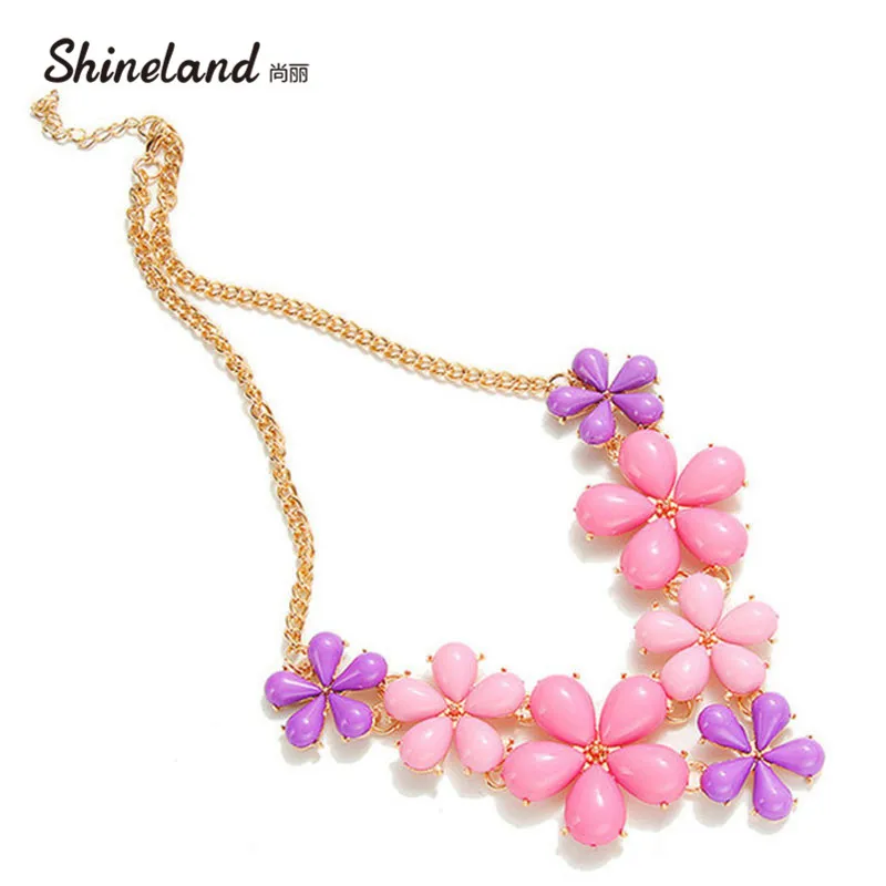 

2019 Big Flower Choker Necklace Pink Blue Colorful Glod Chain Plant Resin Statement Necklaces&Pendant For Women Fashion Jewelry