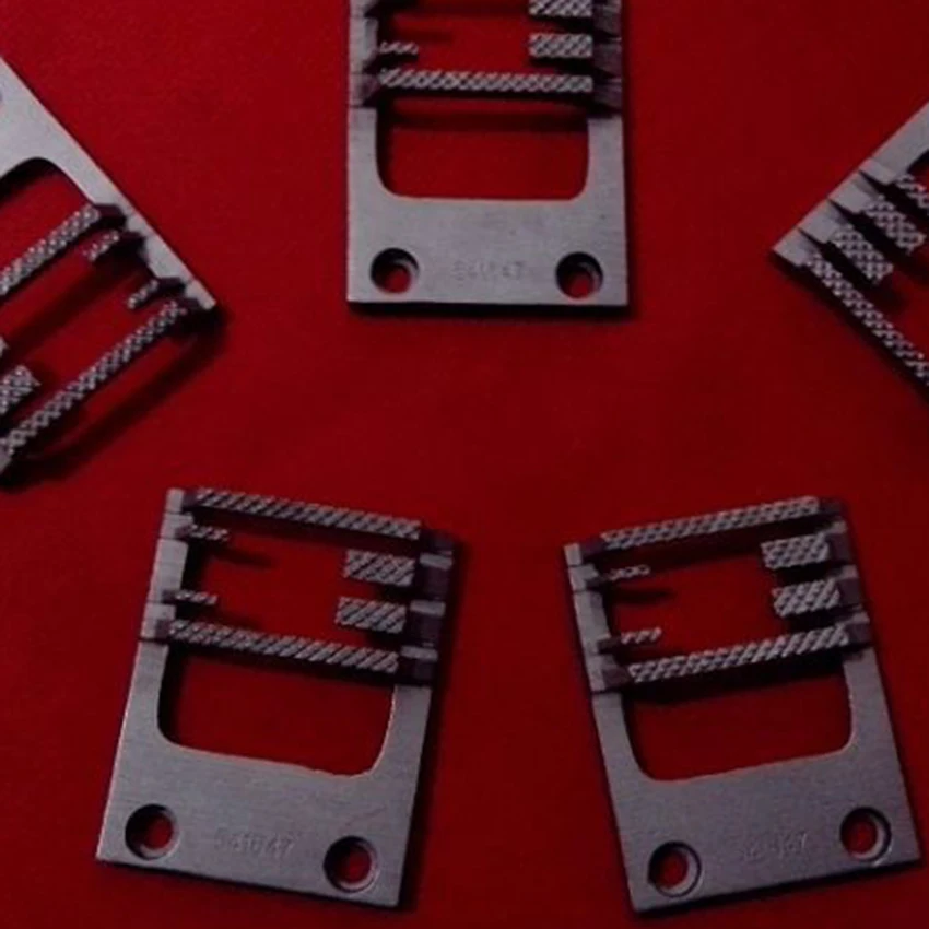 

SEWING MACHINE SPARE PARTS & ACCESSORIES HIGH QUALITY SEWING FEED DOG 541647 FOR SINGER 20U33