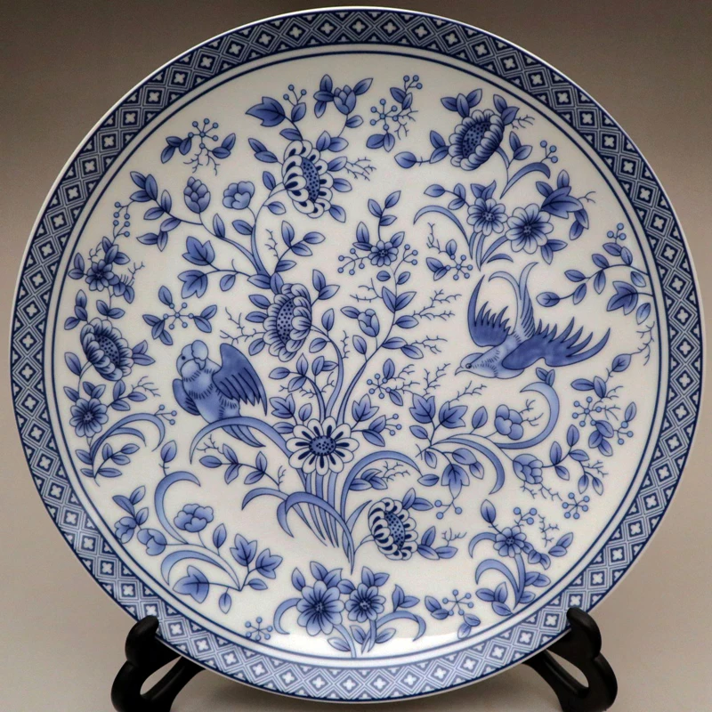 

Exquisite Chinese Blue and White Porcelain Plate - Beautiful Grass and Flowers